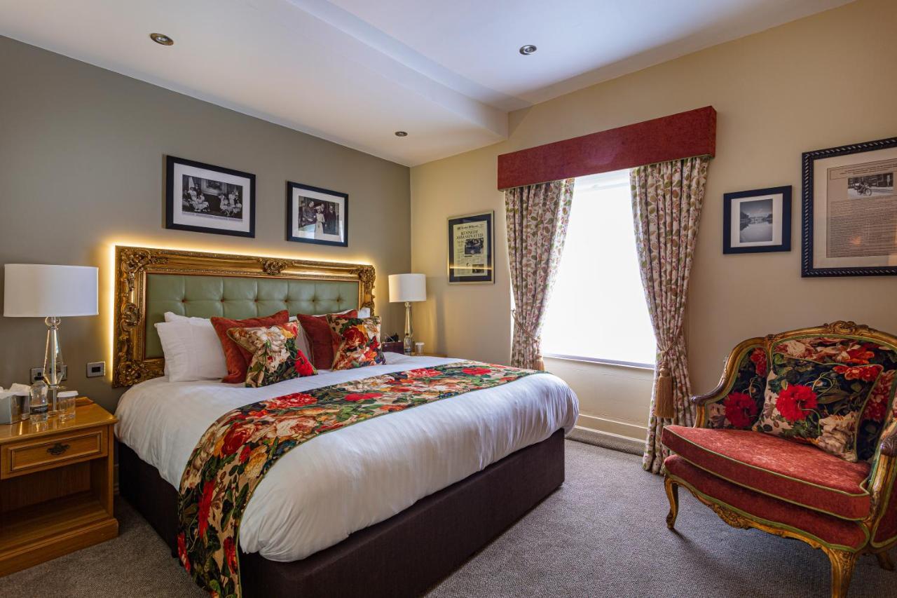 The Rutland Arms Hotel, Bakewell, Derbyshire Exteriér fotografie