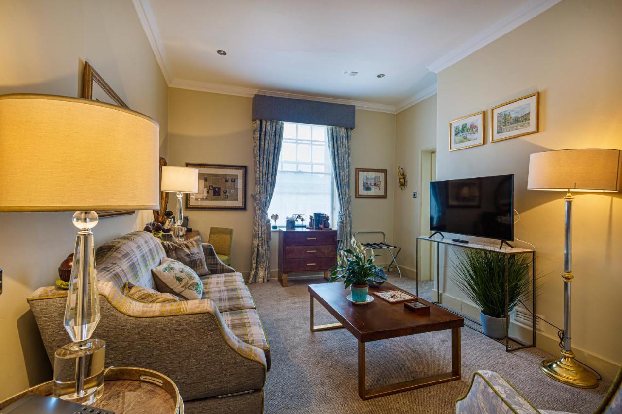 The Rutland Arms Hotel, Bakewell, Derbyshire Exteriér fotografie