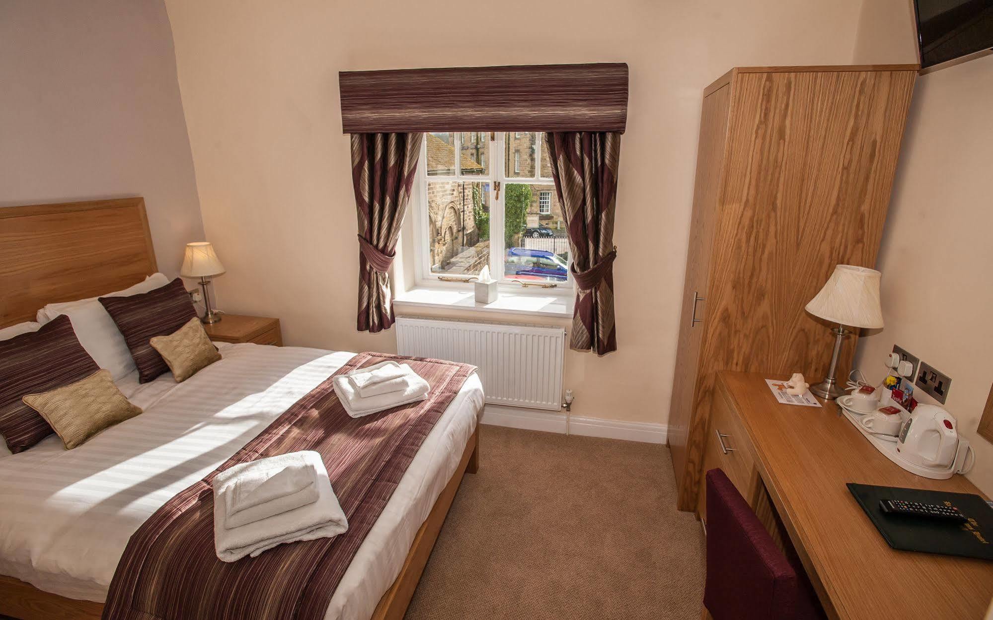 The Rutland Arms Hotel, Bakewell, Derbyshire Exteriér fotografie